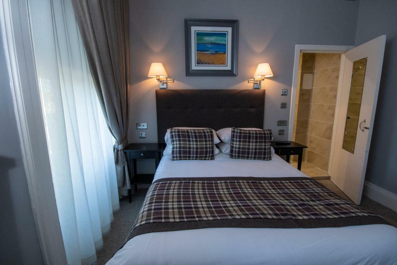 The Georgian Hotel Coatbridge Esterno foto